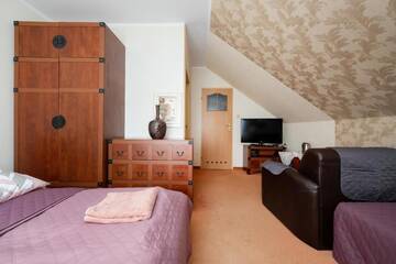 Фото номера Трехместный номер, вид на сад Проживание в семье Willa Studio г. Реваль 4